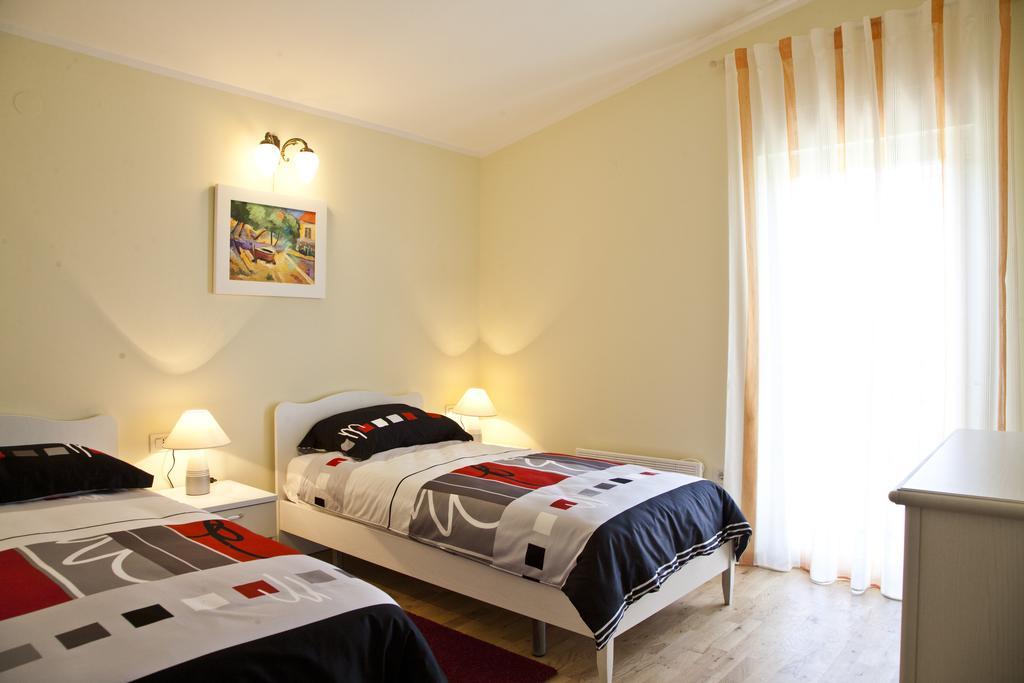 Villas Almar Soline  Room photo