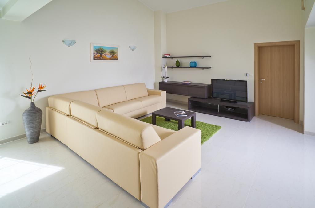 Villas Almar Soline  Room photo